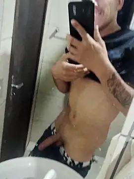 MatheusaA online show from February 14, 7:58 am