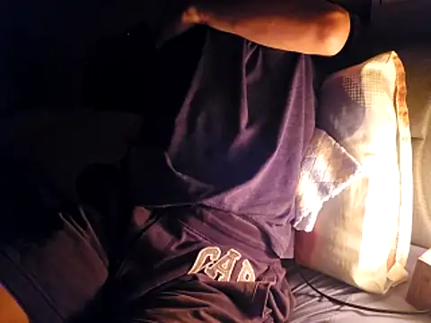 slgreen online show from December 17, 6:14 pm