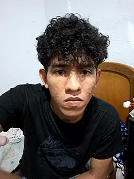 adexe23 online show from February 16, 5:16 am