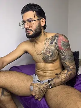 thedragonboyxxx online show from February 1, 4:22 am