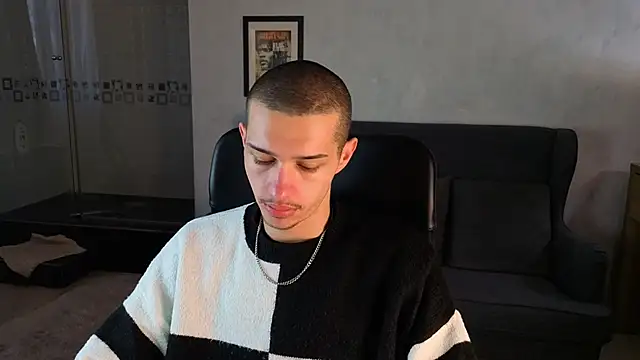 KaydenDrew online show from April 16, 4:23 am