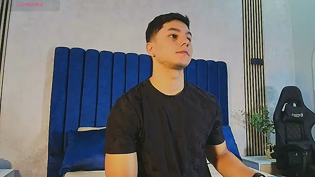 Noah Clarkk online show from May 27, 5:32 pm