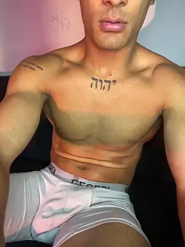 Maicol xxxx online show from March 3, 7:27 am