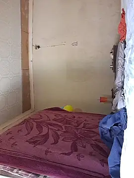 yourburget online show from February 21, 11:11 am