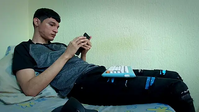 LeonS 20cm online show from January 13, 4:39 am