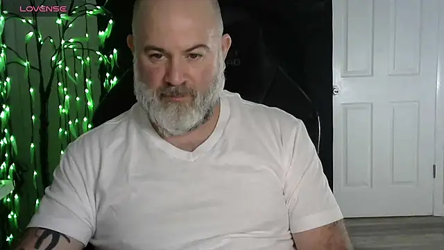 XJJ77x online show from February 22, 4:25 am