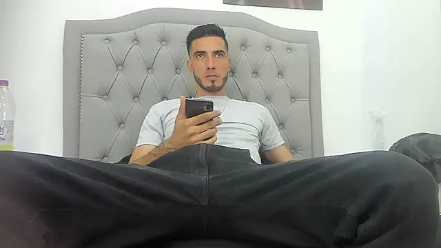 marc ruffa online show from February 24, 11:49 pm