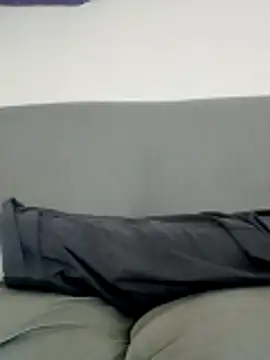 obediente23 online show from January 16, 1:36 pm