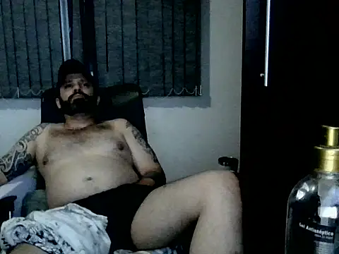 HairyBearTopDominantxh online show from February 12, 3:34 am