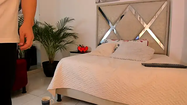 Liam saint online show from February 23, 12:18 pm