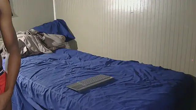 Quuwavve online show from April 18, 5:42 am