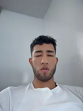 liam bronw online show from February 18, 10:18 pm