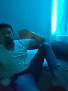 Angelo 33 online show from April 17, 6:54 pm