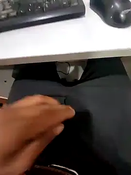 rohit16770 online show from April 14, 1:22 pm