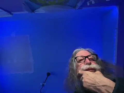 LickYourYoni online show from February 24, 3:35 pm