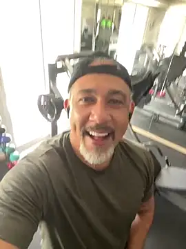 fabbronxer online show from May 9, 3:02 pm