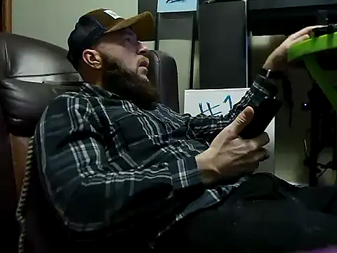 Numba1dad  online show from February 3, 9:47 am