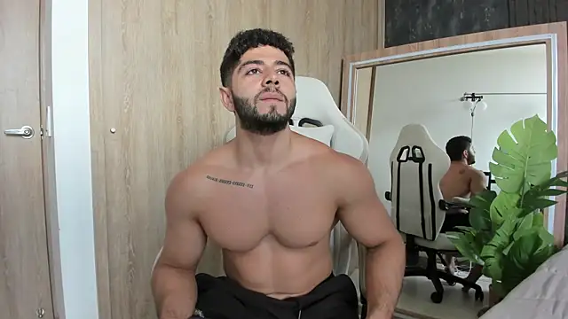 Thiago moretti online show from May 28, 4:27 pm