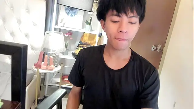 davincihugecock online show from May 15, 9:56 pm