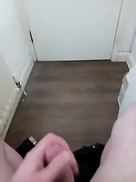 Hertsguy1984 online show from March 4, 12:23 pm