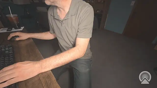 chrisw8140 online show from July 3, 5:46 am