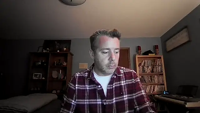 chrisw8140 online show from January 14, 12:37 am