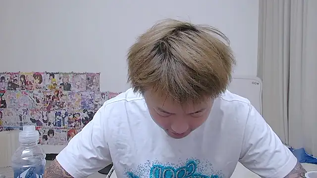 Chocolates-001 online show from May 20, 12:55 pm