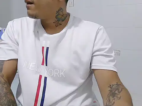 Gabosex18 online show from May 29, 10:31 pm