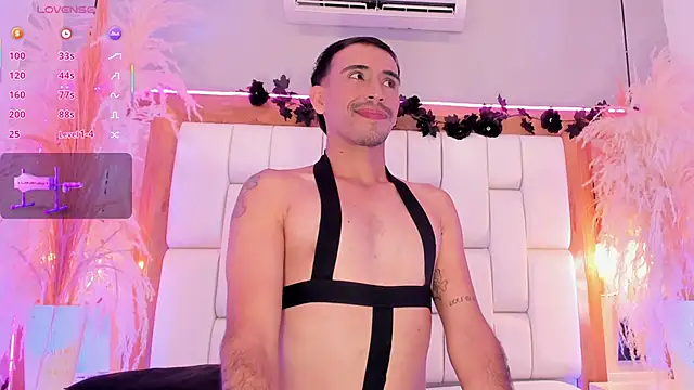 Mr aronnn  online show from February 9, 3:11 am