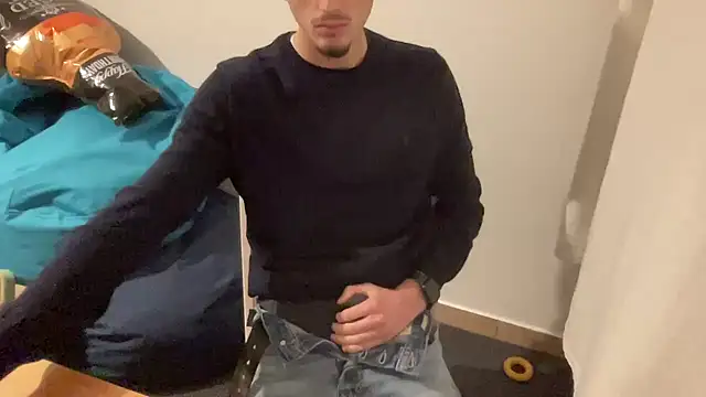 lukee000 online show from January 17, 5:05 pm