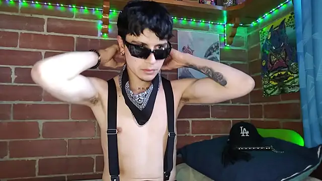 PaulDamico online show from April 16, 8:09 pm