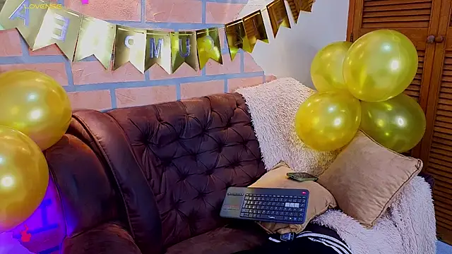 mister eithan online show from March 25, 8:51 am