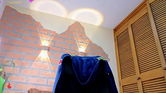 mister eithan online show from February 28, 2:43 am