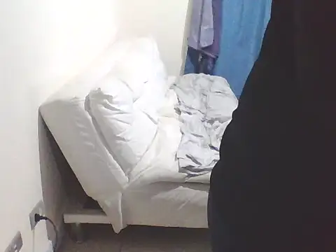 chadroasxh online show from March 25, 6:28 am