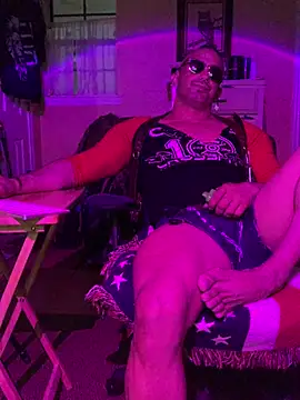 daddydonkey84 online show from February 21, 6:36 am