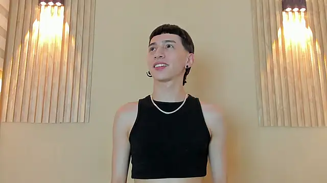 lian cameron online show from February 18, 4:10 am