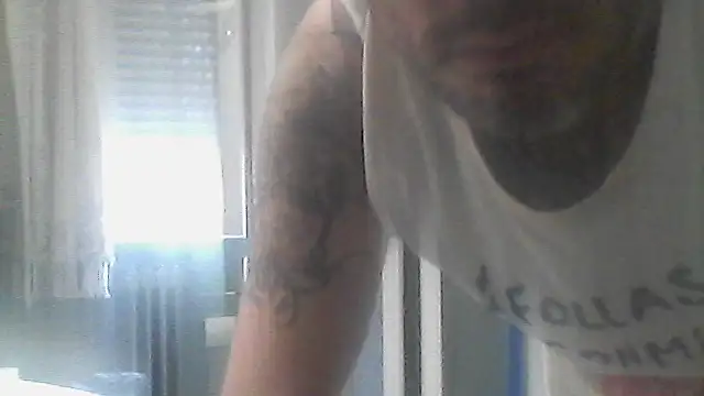 MrFumao online show from May 29, 5:12 pm