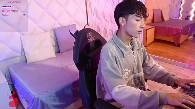 osamu tay online show from February 17, 7:13 pm