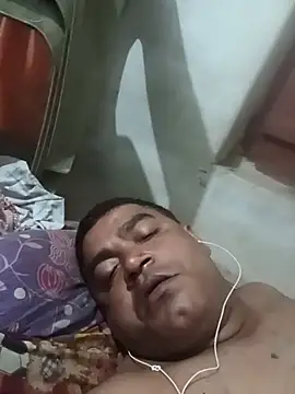 deshilnd online show from June 20, 10:59 pm