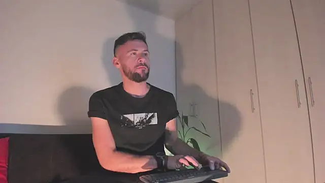 Erickpritz xh online show from April 5, 1:57 am