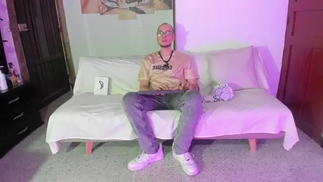 Vlad  night online show from April 16, 3:17 am