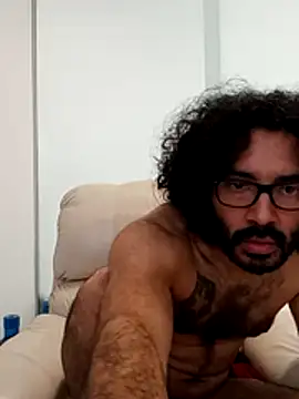 Batou1683 online show from March 21, 8:41 am