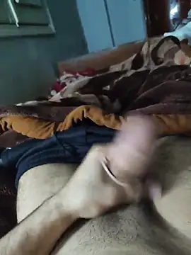 amirMohamed58 online show from March 8, 8:46 pm