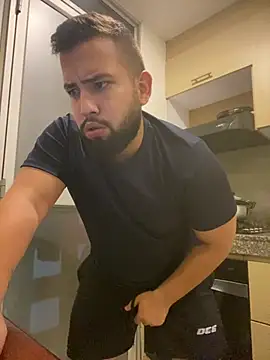 Dalton s online show from April 4, 2:30 am