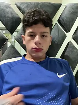 Andy12912 online show from February 2, 9:45 pm