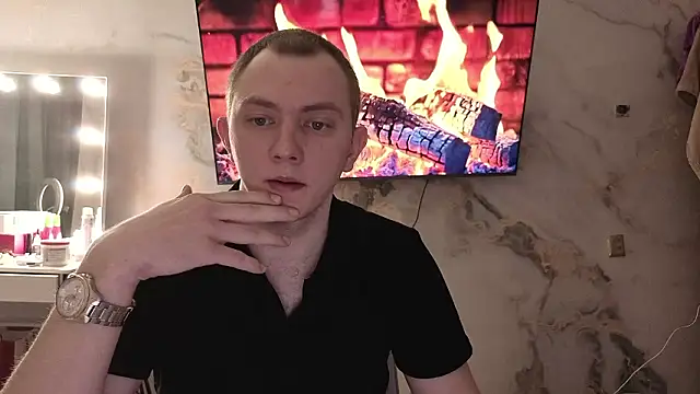 Crystal Nuts online show from March 2, 7:15 am