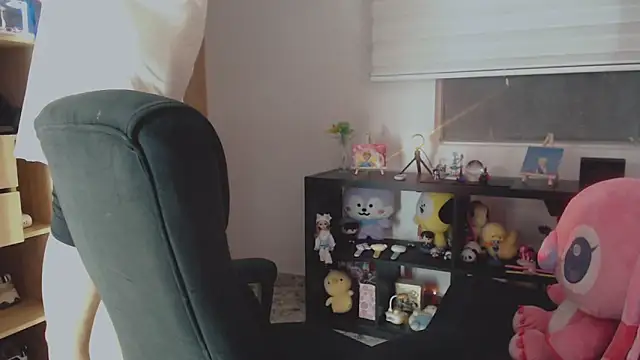 duvisex19 online show from June 3, 1:18 am