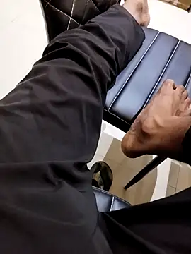 sudip999999 online show from April 4, 11:51 am