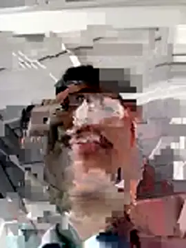 elburrotio online show from February 5, 9:00 pm