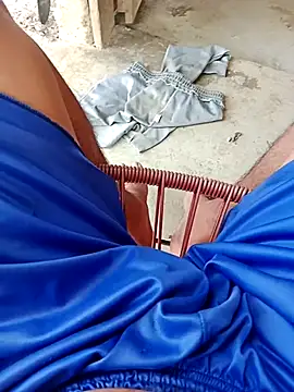 elburrotio online show from April 4, 8:28 pm